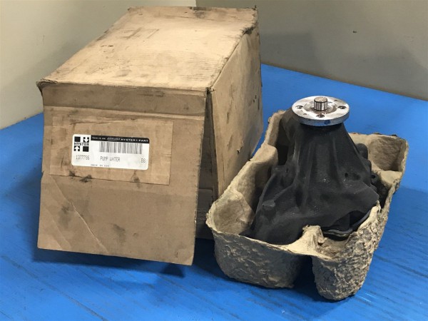 HYSTER 1377786 Water Pump
