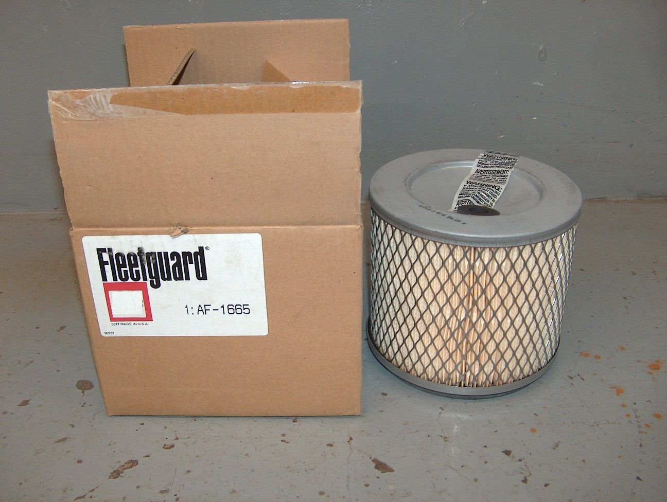 Fleetguard AF1665 AIR FILTER