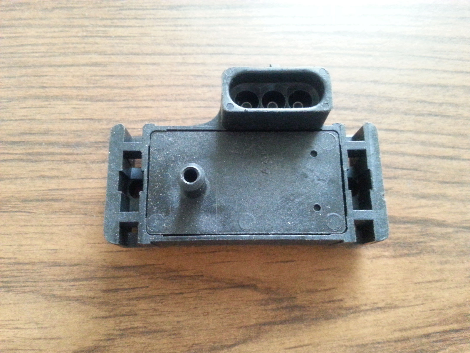 Detroit Diesel 16070629 Pressure Sensor