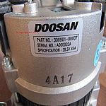 Daewoo / Doosan 300901-00007 Alternator, 24 Volt 45 A